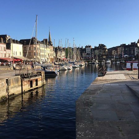 Chez Annette Leilighet Honfleur Eksteriør bilde
